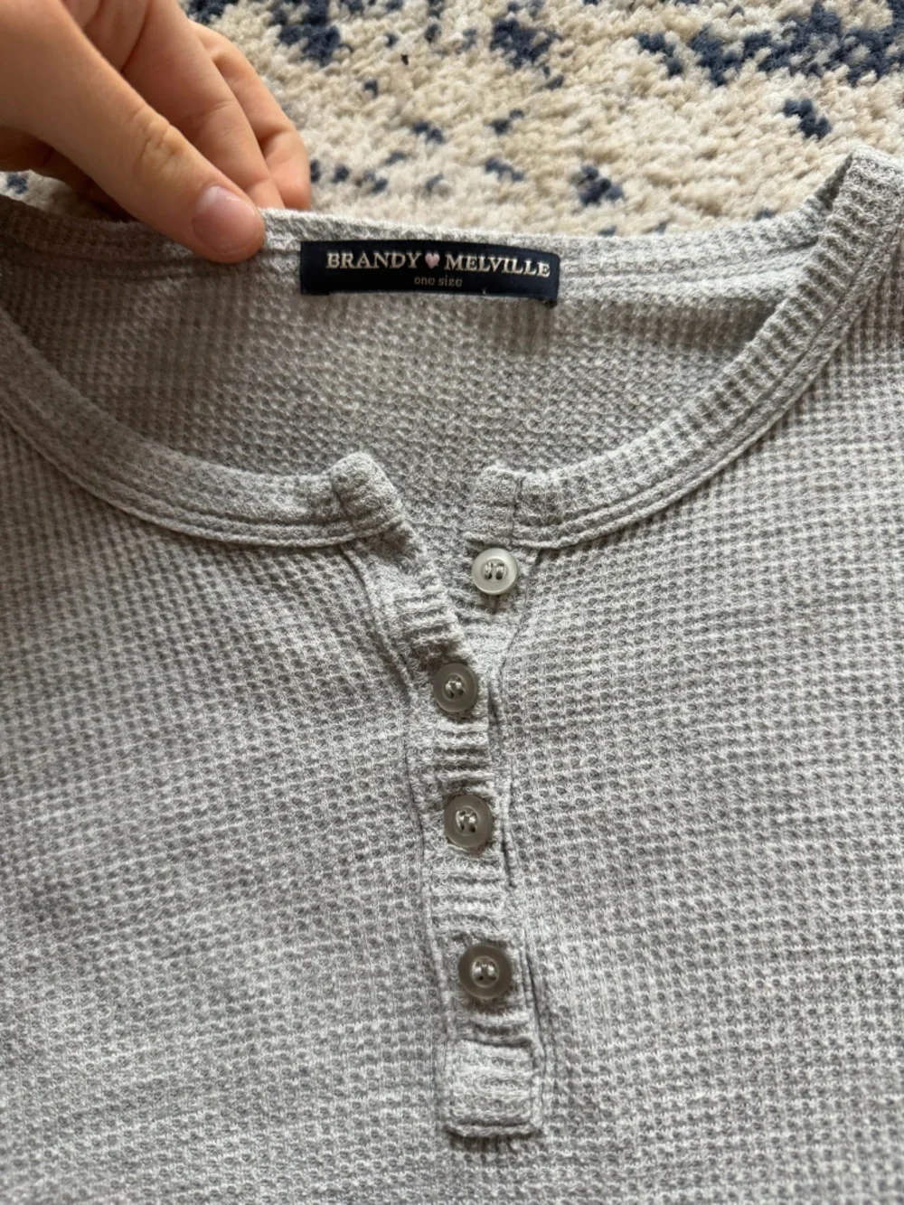 Brandy Melville Light Gray Waffle Knit Henley Long Sleeve Top - Picture 2 of 2